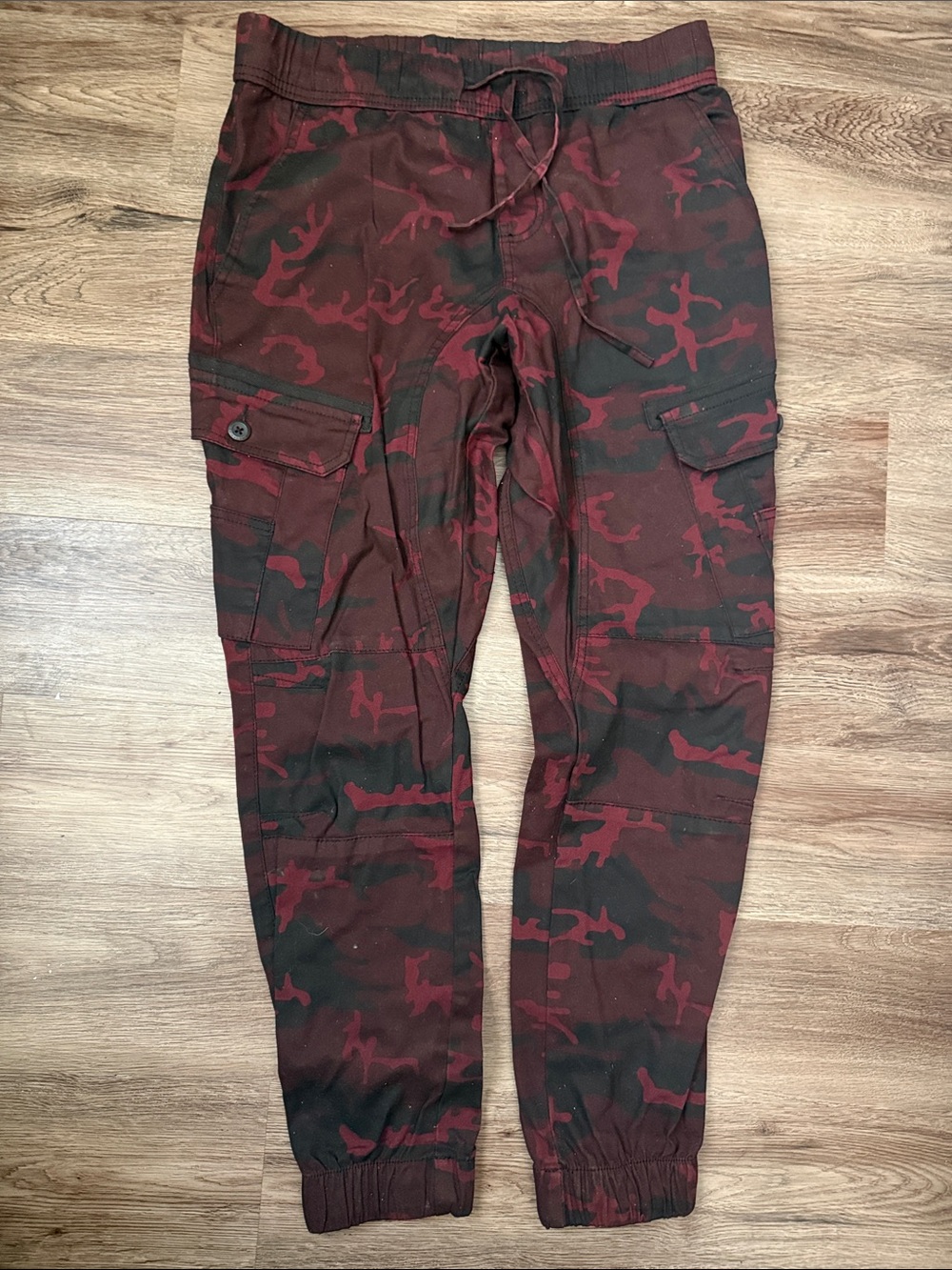 Ring of Fire Men’s Camo Cargo Jogger Pants Oxblood Red/Black L